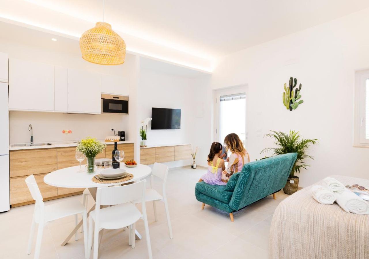Coppa Carrubo Residenza Apartment เวียสเต ภายนอก รูปภาพ
